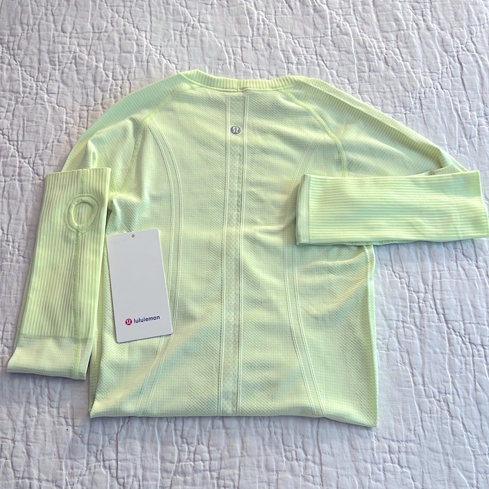 lululemon athletica Long Sleeve Top in Pale Yellow